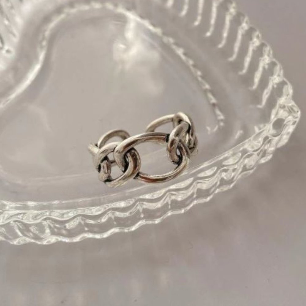 Minimalist 925 Sterling Silver Twist Chain Ring